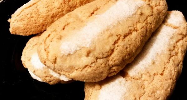 Savoiardi Sardi o Pistoccus de Caffei