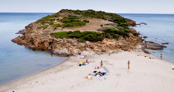 Spiaggia Su Cardolinu - Chia Spiaggia Su Cardolinu - Chia