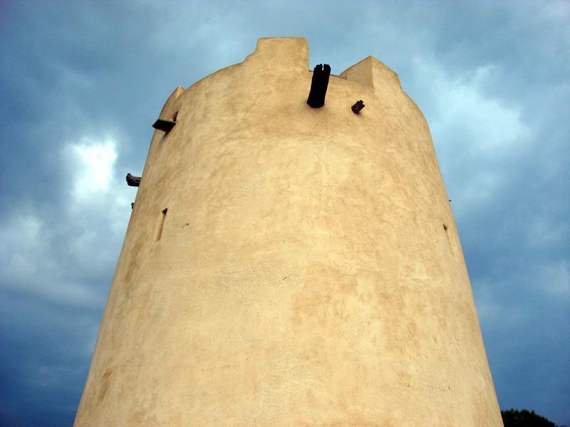 Torre  De Su Fenugu